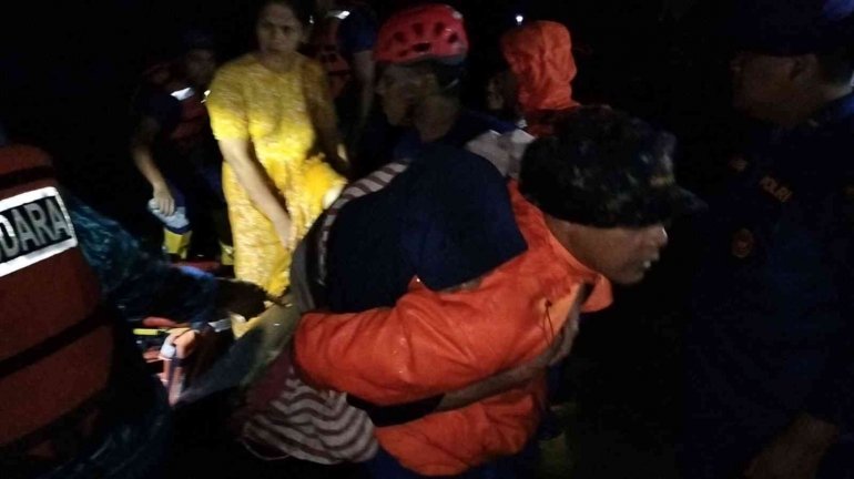 Banjir Rendam Korong Suranti Padang Pariaman, 250 Warga Dilaporkan Terjebak, Tim Rescue Korpolairud Lakukan Evakuasi